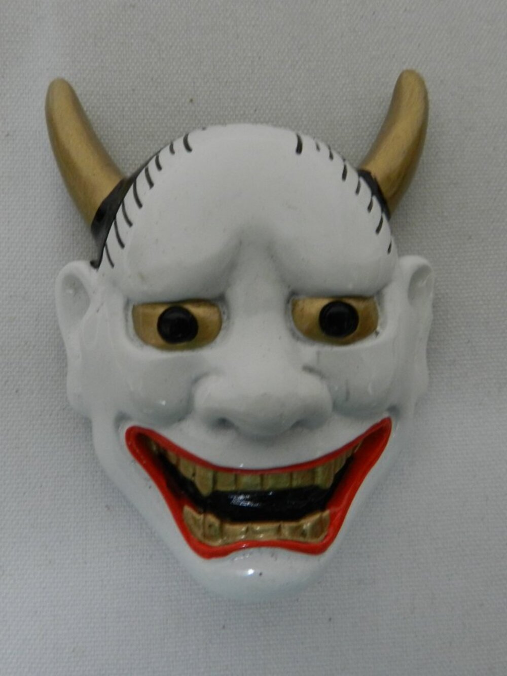 Kabuki Japanese Magnet Ceramic 3" tall 2" wide horns teeth lips demon NEW NWT